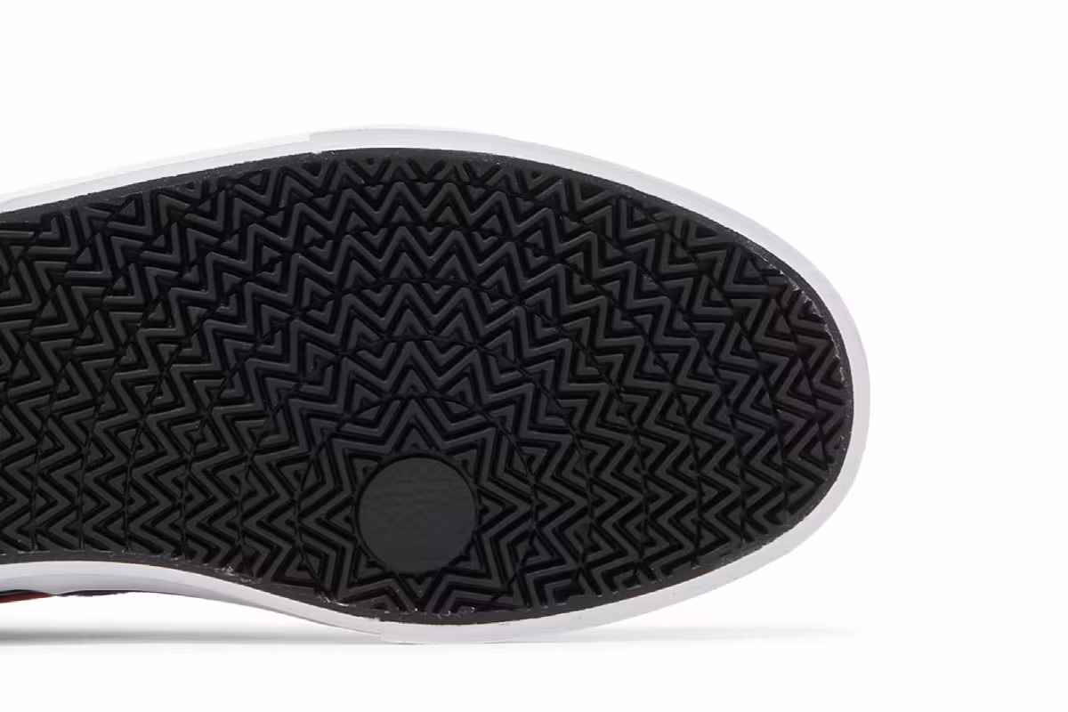 Nike Chron 2 SB Black University Red, view 6