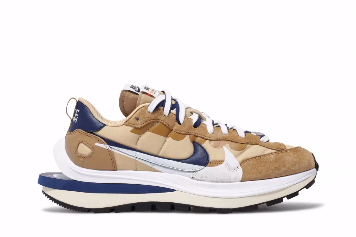 sacai x Nike VaporWaffle Sesame Blue Void, view 2