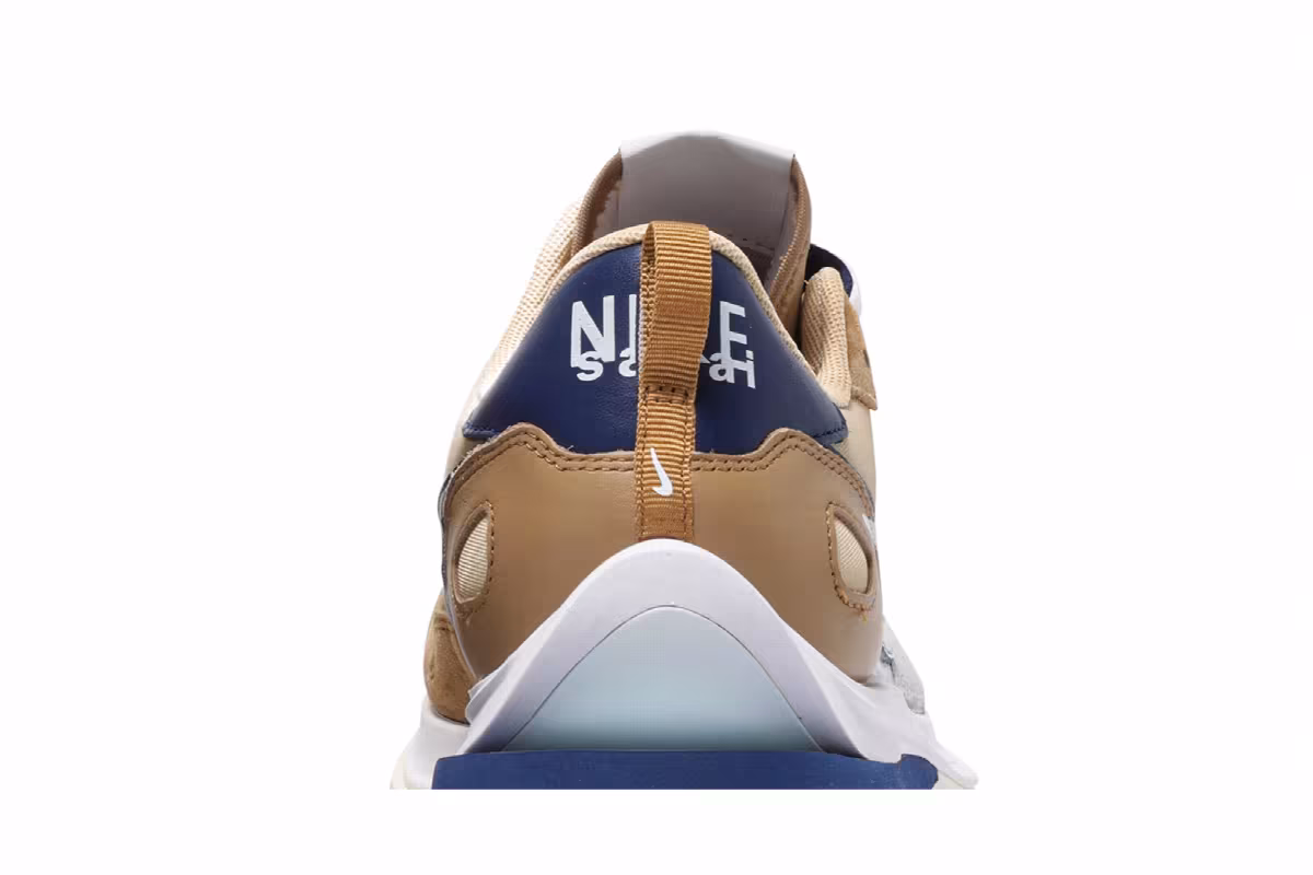 sacai x Nike VaporWaffle Sesame Blue Void, view 8