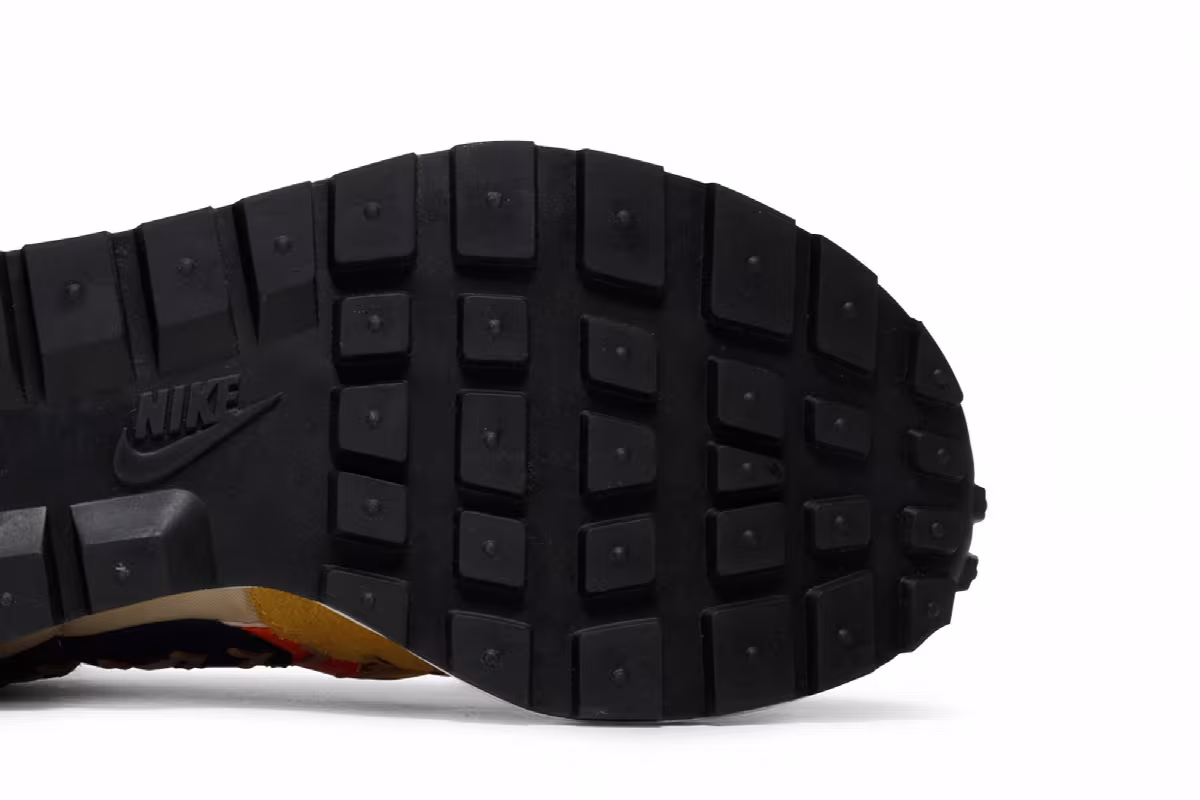 sacai x Jean Paul Gaultier x Nike VaporWaffle Sesame, view 6