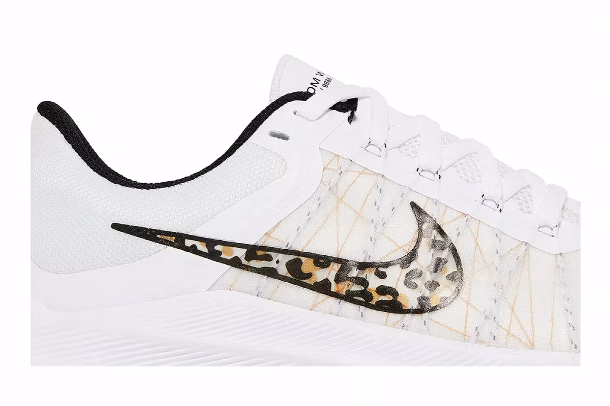 Nike Women's Winflo 8 Premium White Leopard, view 3