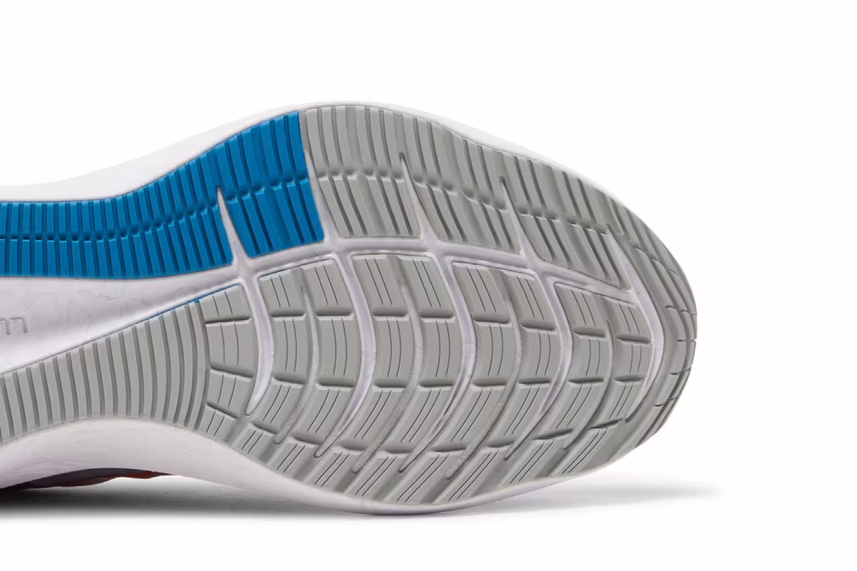 Nike Winflo 8 Wolf Grey Bright Crimson, view 6