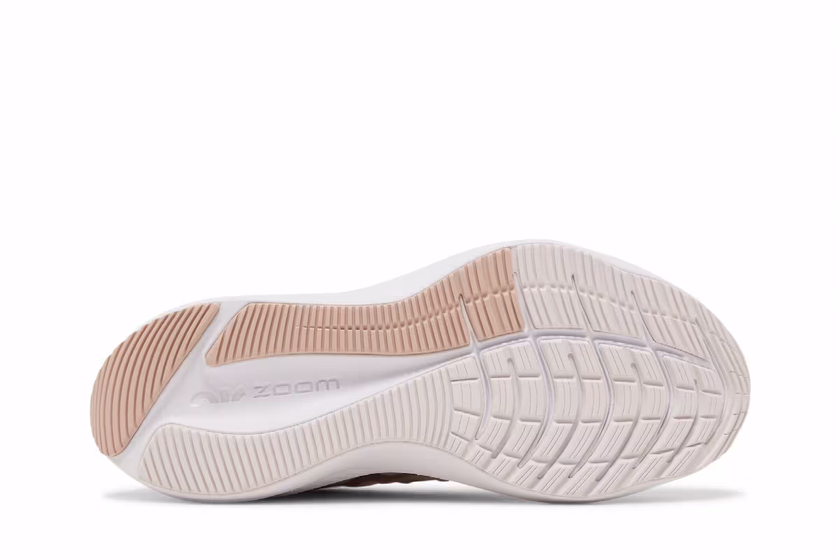 Nike Women's Zoom Winflo 8 Light Violet Champagne, view 5