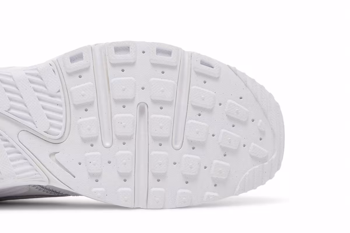 Nike Women's Air Max Excee White Pure Platinum, view 6