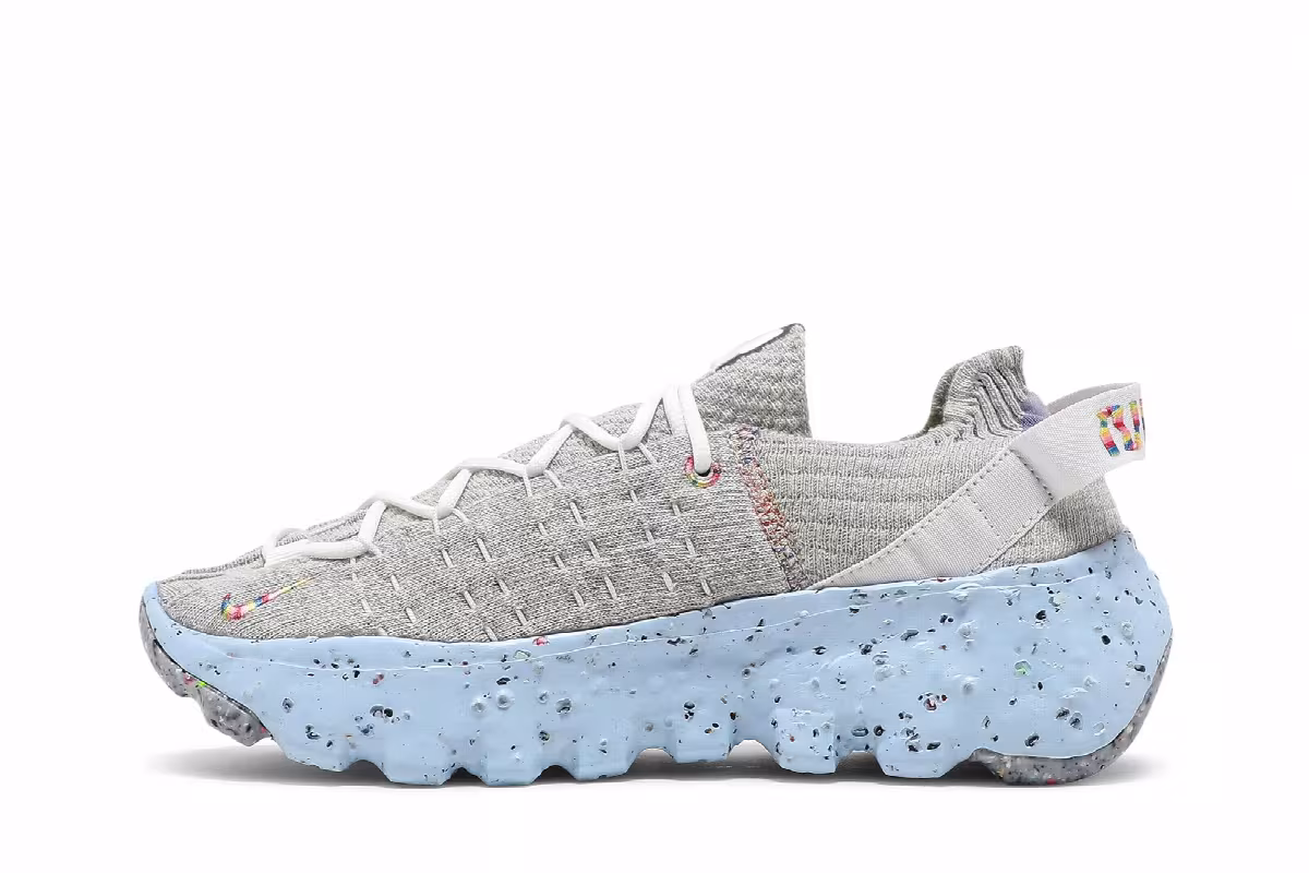 Nike Women's Space Hippie 04 Photon Dust, view 4