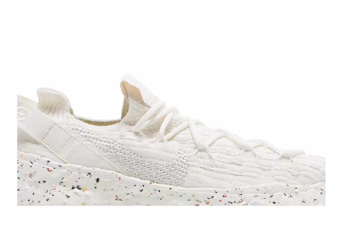 Nike Women's Space Hippie 04 Sail, view 3