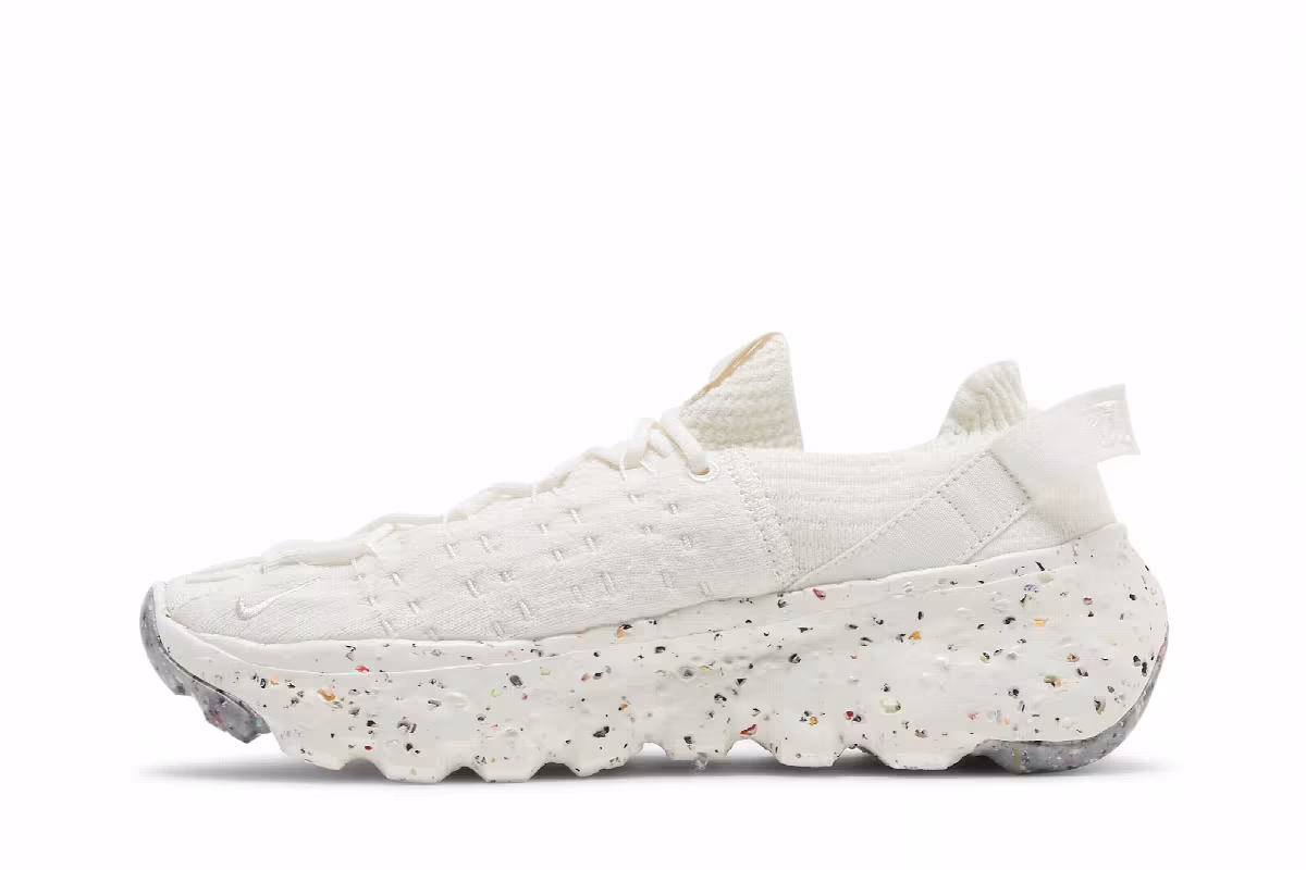 Nike Women's Space Hippie 04 Sail, view 4