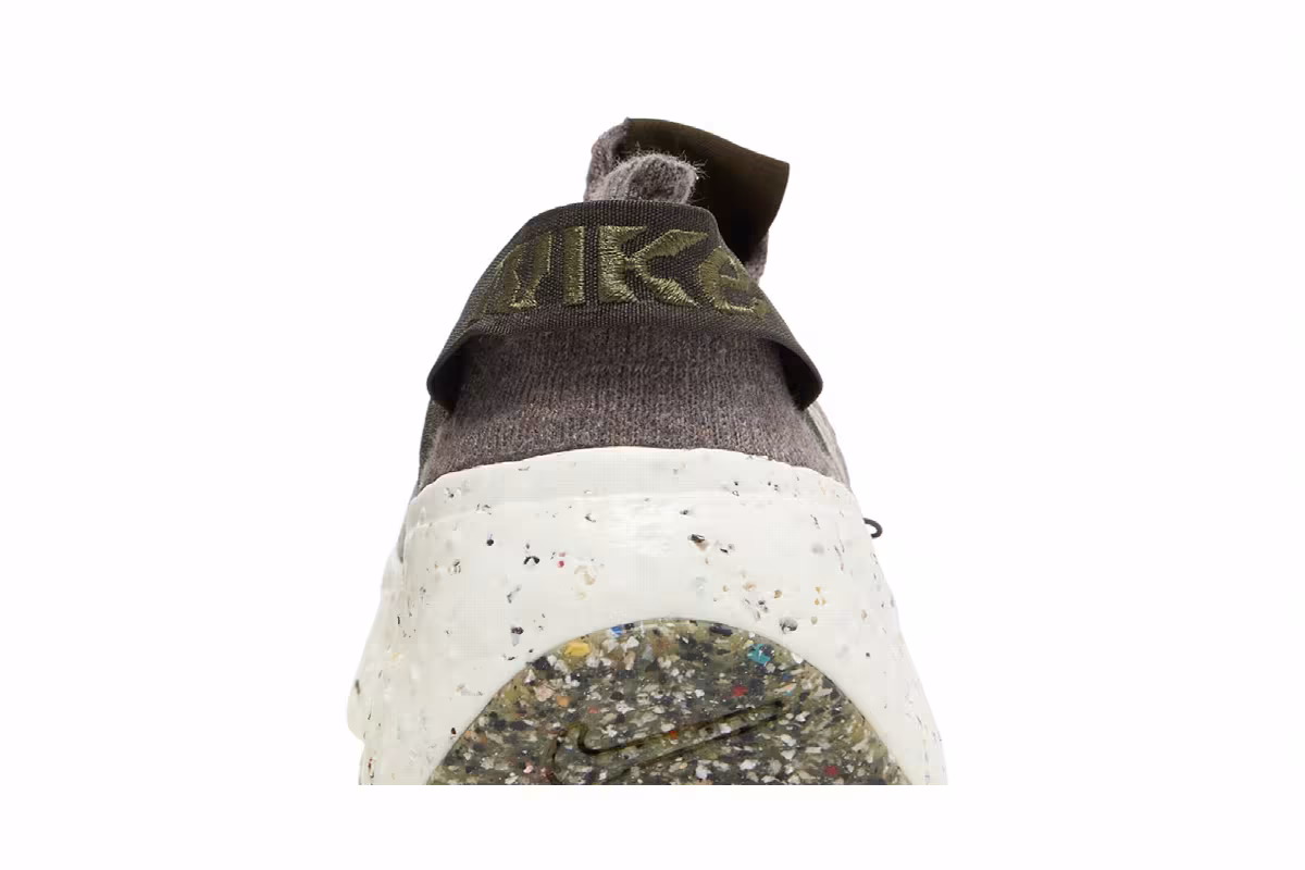 Nike Women's Space Hippie 04 Cargo Khaki, view 8