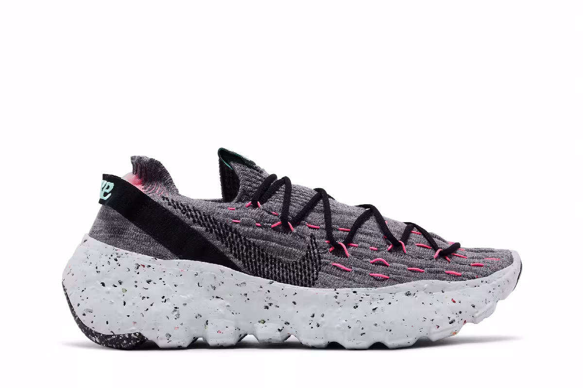 Nike Women's Space Hippie 04 South Beach, view 2