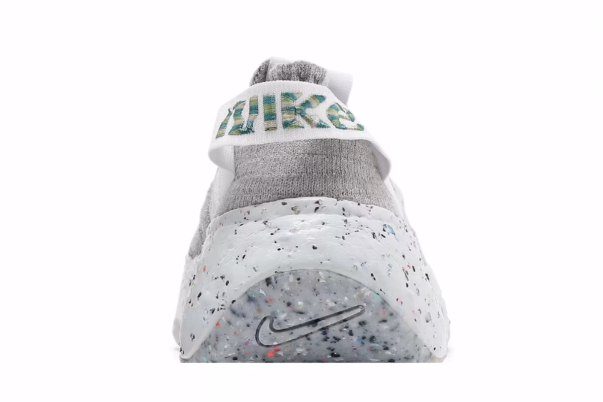 Nike Women's Space Hippie 04 Photon Dust Mean Green, view 8