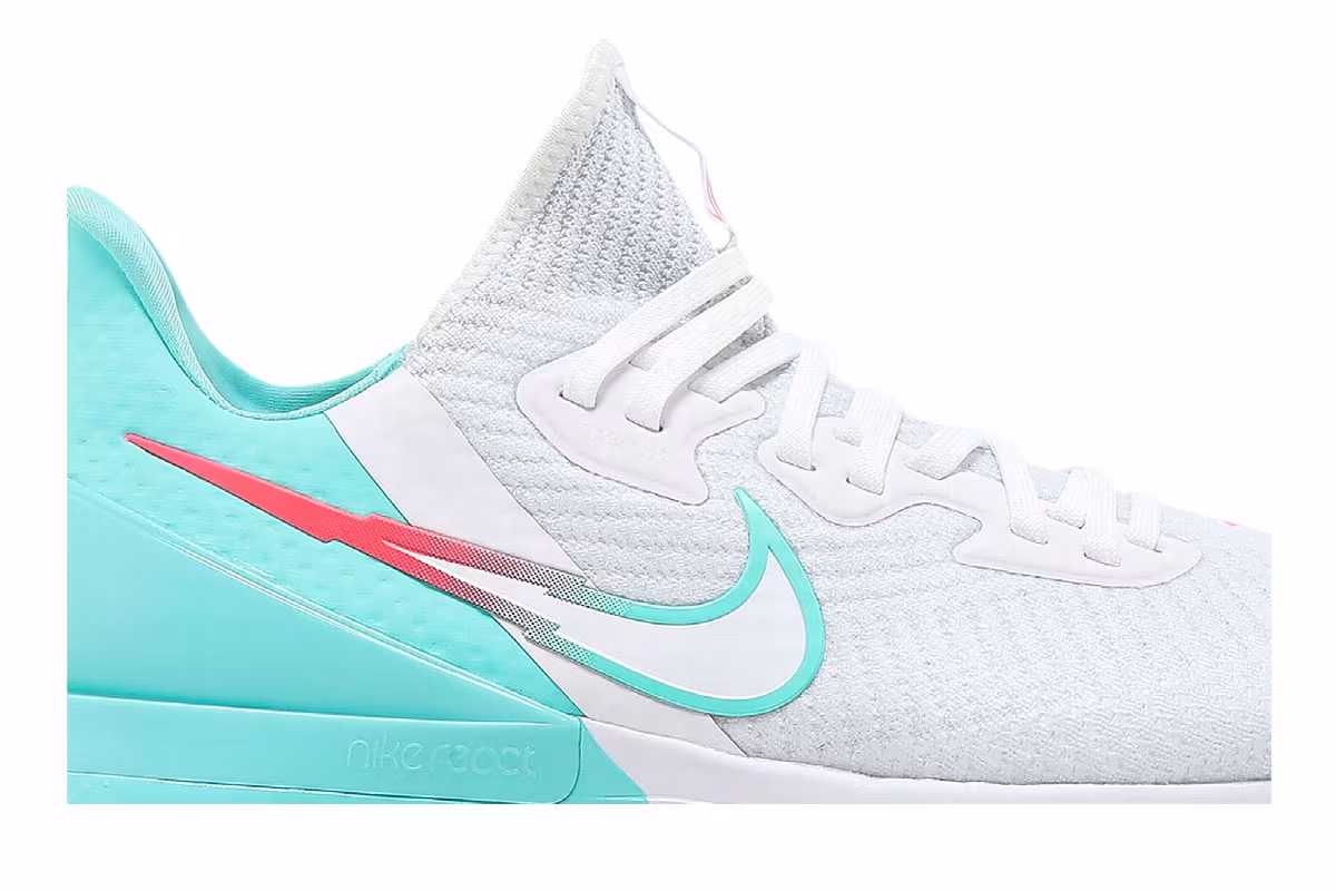 Nike Air Zoom Infinity Tour White Aurora Green, view 3