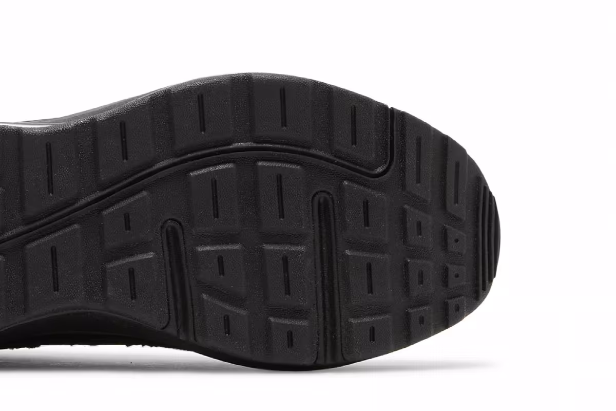 Nike Air Max AP Triple Black, view 6