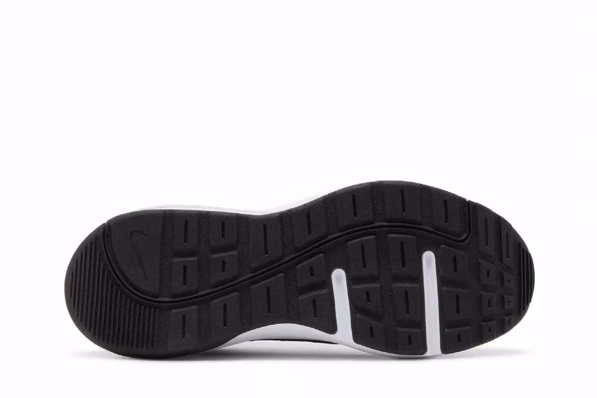 Nike Women's Air Max AP White Black, view 5