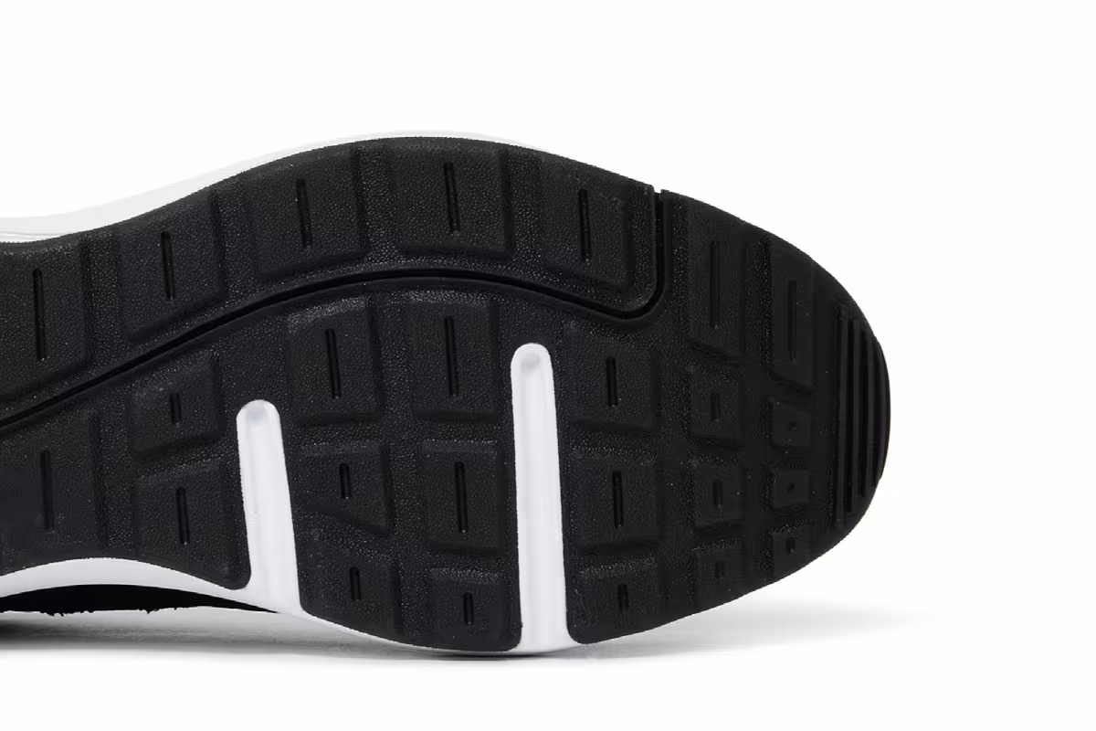 Nike Air Max AP Black White, view 6