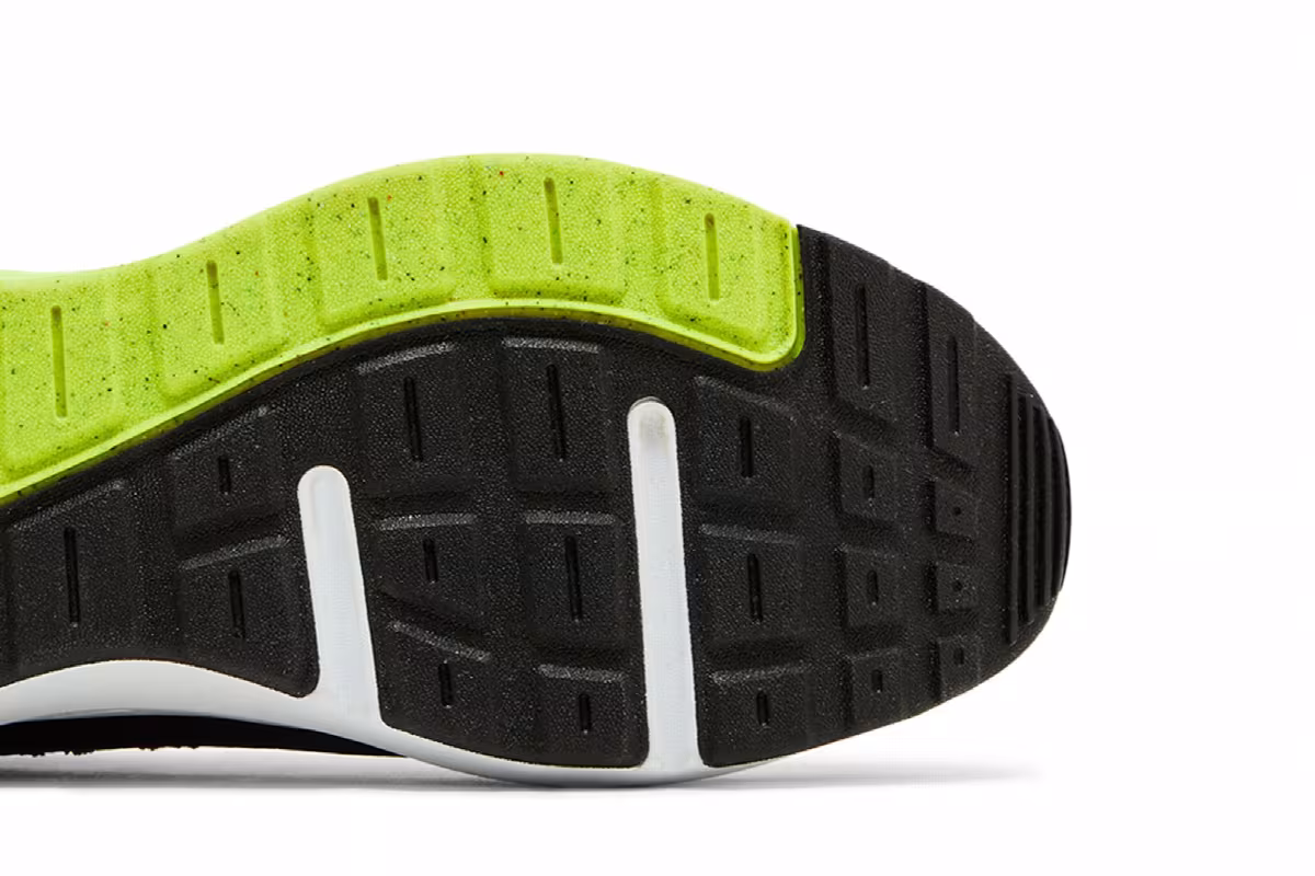 Nike Air Max AP Iron Grey Volt, view 6