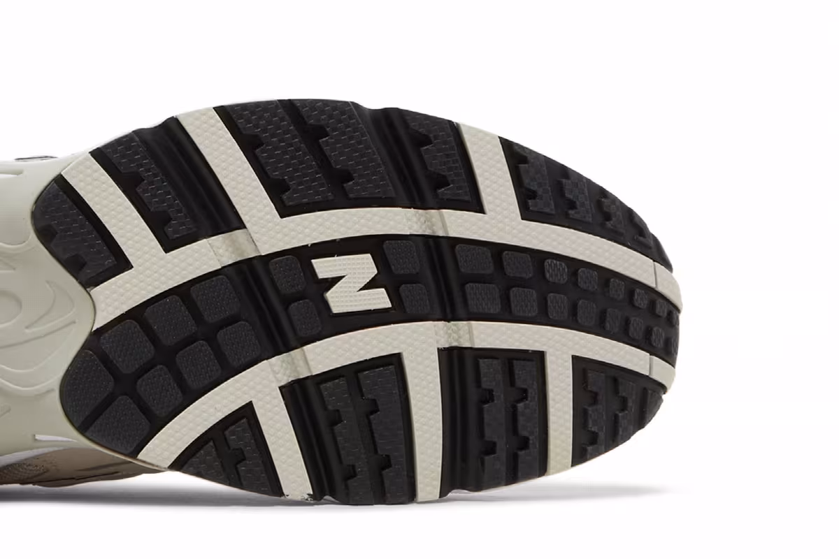 New Balance 725 Moonbeam, view 6