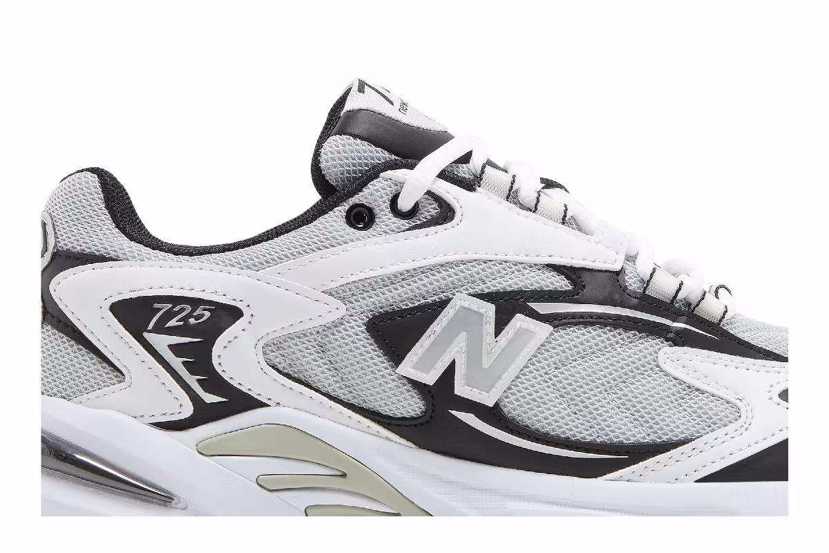 New Balance 725 White Black, view 3