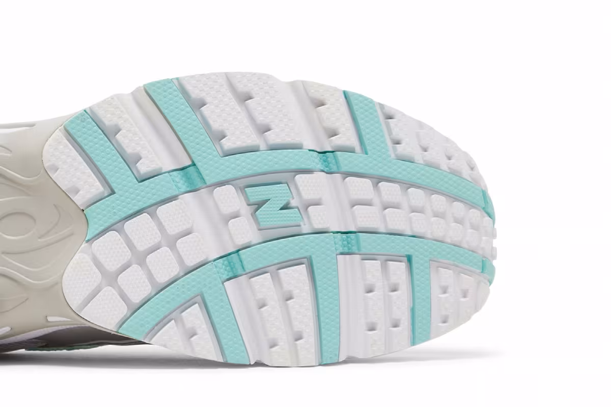 New Balance 725 Munsell White, view 6