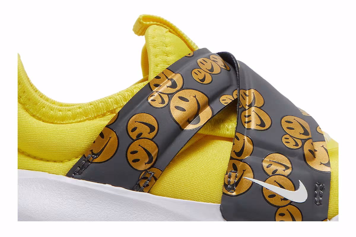 Nike Flex Advance TD Go The Extra Smile, view 3