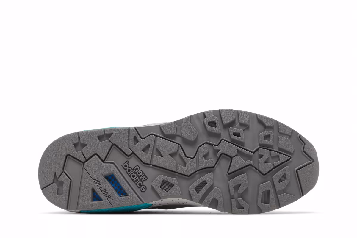 Palace x New Balance 580 Gargoyle Lapis Blue, view 5