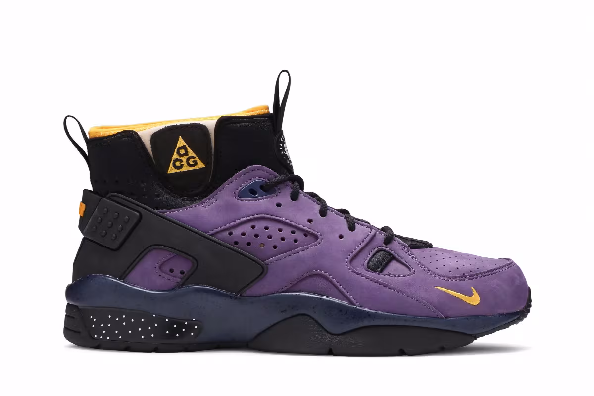 Nike ACG Air Mowabb OG Gravity Purple 2021, view 2