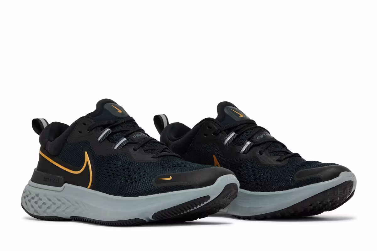 Nike React Miler 2 Black Metallic Gold, view 9