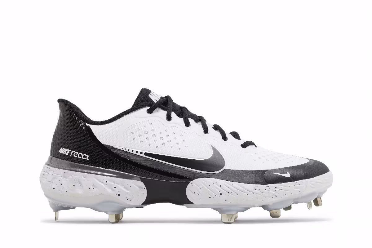 Nike Alpha Huarache Elite 3 Low White Black, view 2