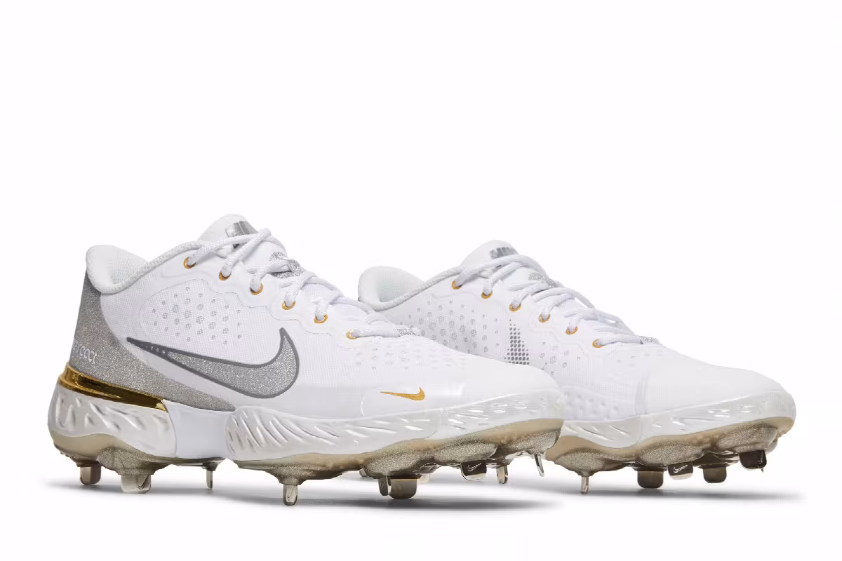 Nike Alpha Huarache Elite 3 Low White Metallic Silver, view 9