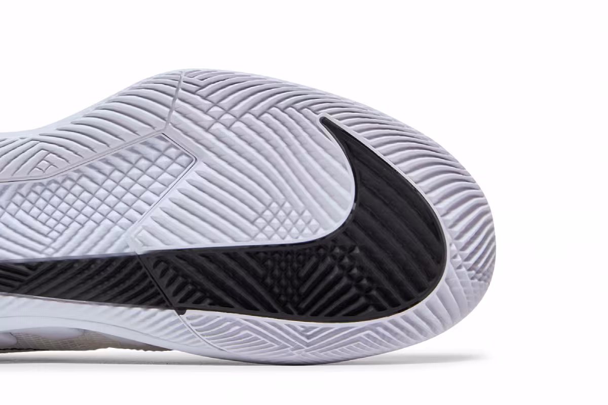 NikeCourt Air Zoom Vapor Pro White Black, view 6