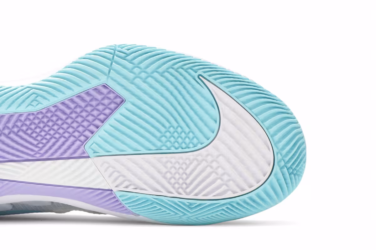 Women's NikeCourt Air Zoom Vapor Pro White Copa, view 6