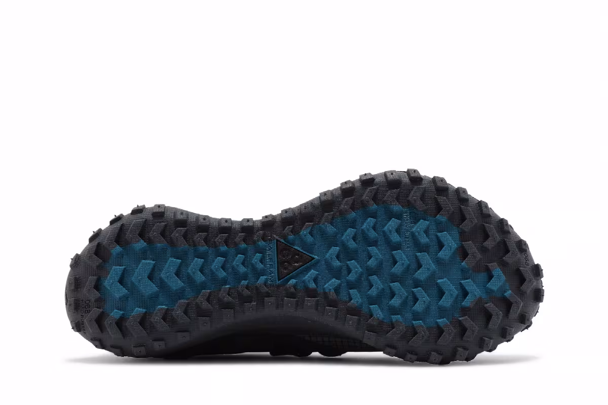Nike ACG Mountain Fly Low Black Green Abyss, view 5