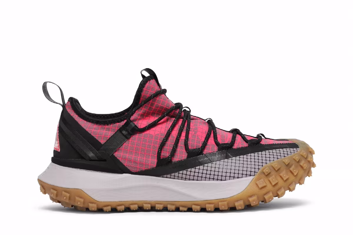 Nike ACG Mountain Fly Low Flash Crimson, view 2