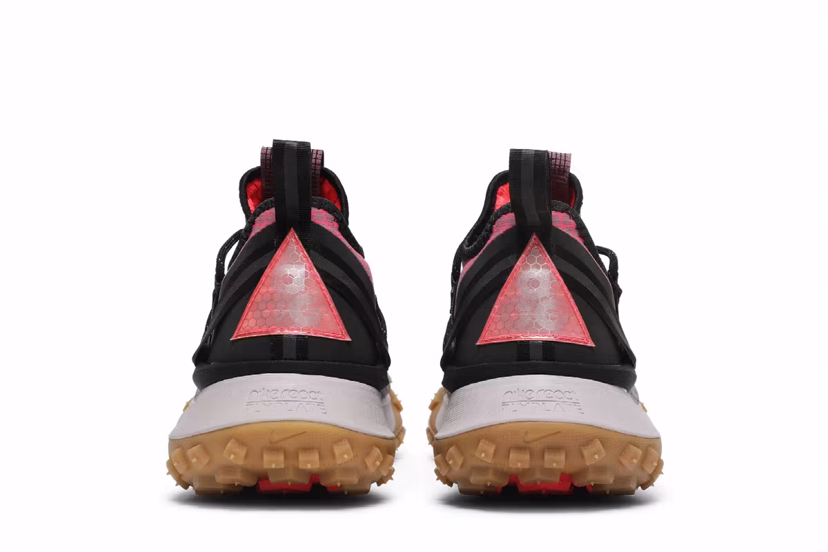 Nike ACG Mountain Fly Low Flash Crimson, view 7