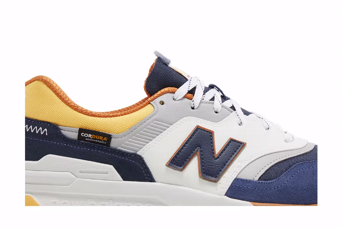 New Balance 997H Moon Shadow Vibrant Apricot, view 3