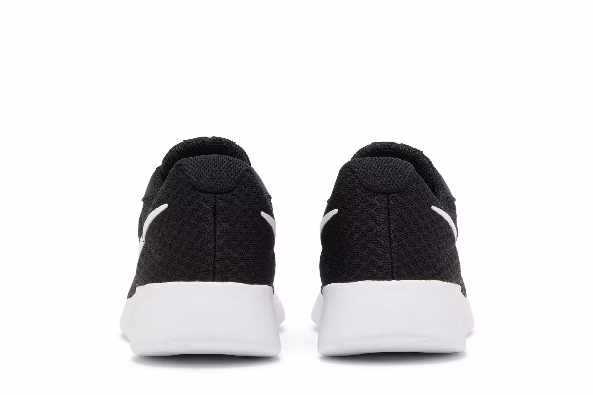 Nike Women's Tanjun Black White, view 7