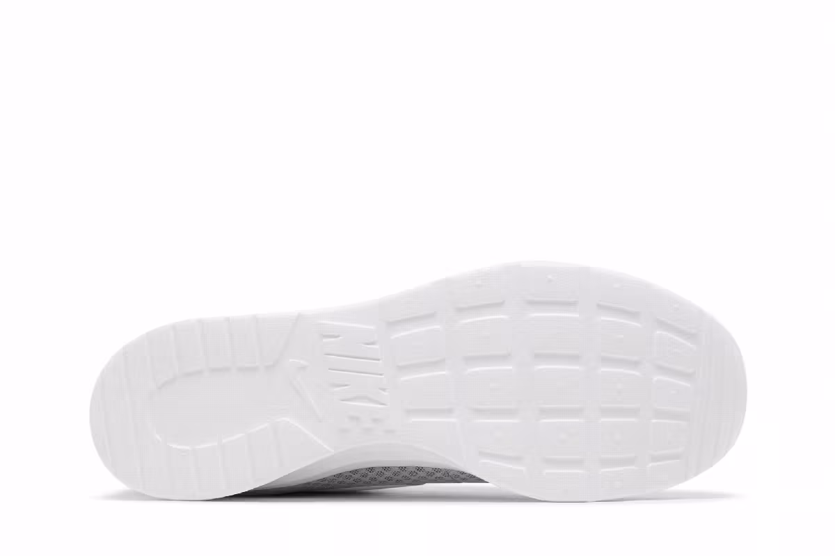 Nike Tanjun Wolf Grey, view 5
