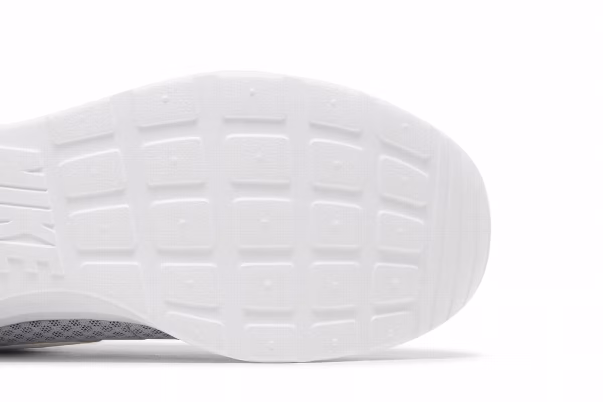Nike Tanjun Wolf Grey, view 6