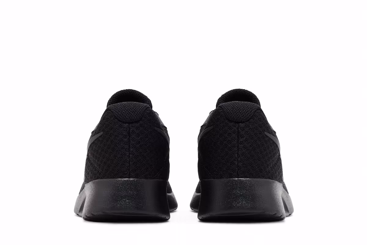 Nike Women's Tanjun Triple Black, view 7