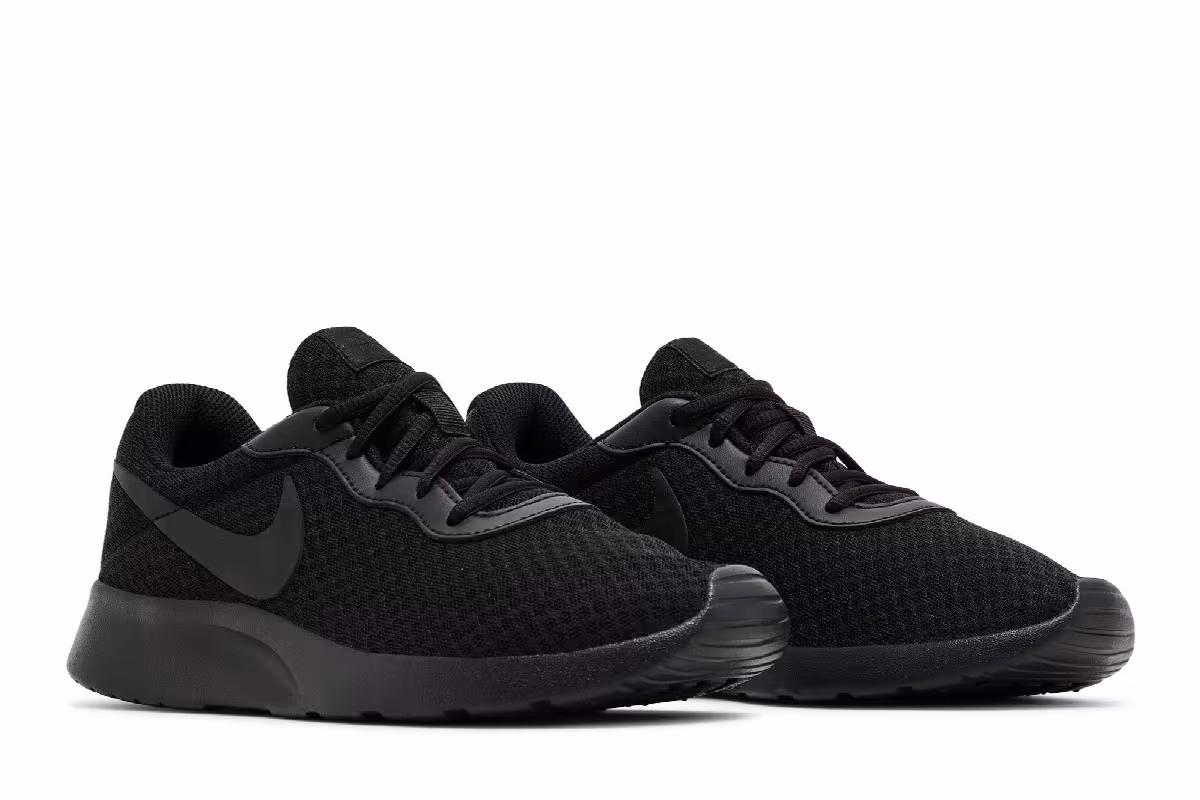 Nike Women's Tanjun Triple Black, view 9