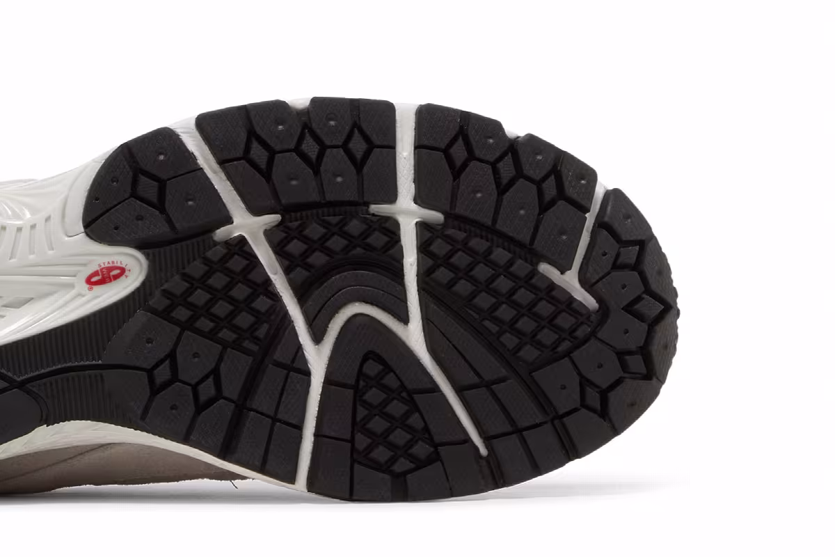 New Balance 2002R Mule Rain Cloud, view 6