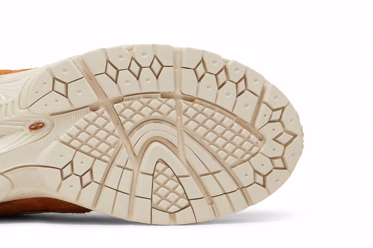 New Balance 2002R Mule Glazed Ginger, view 6