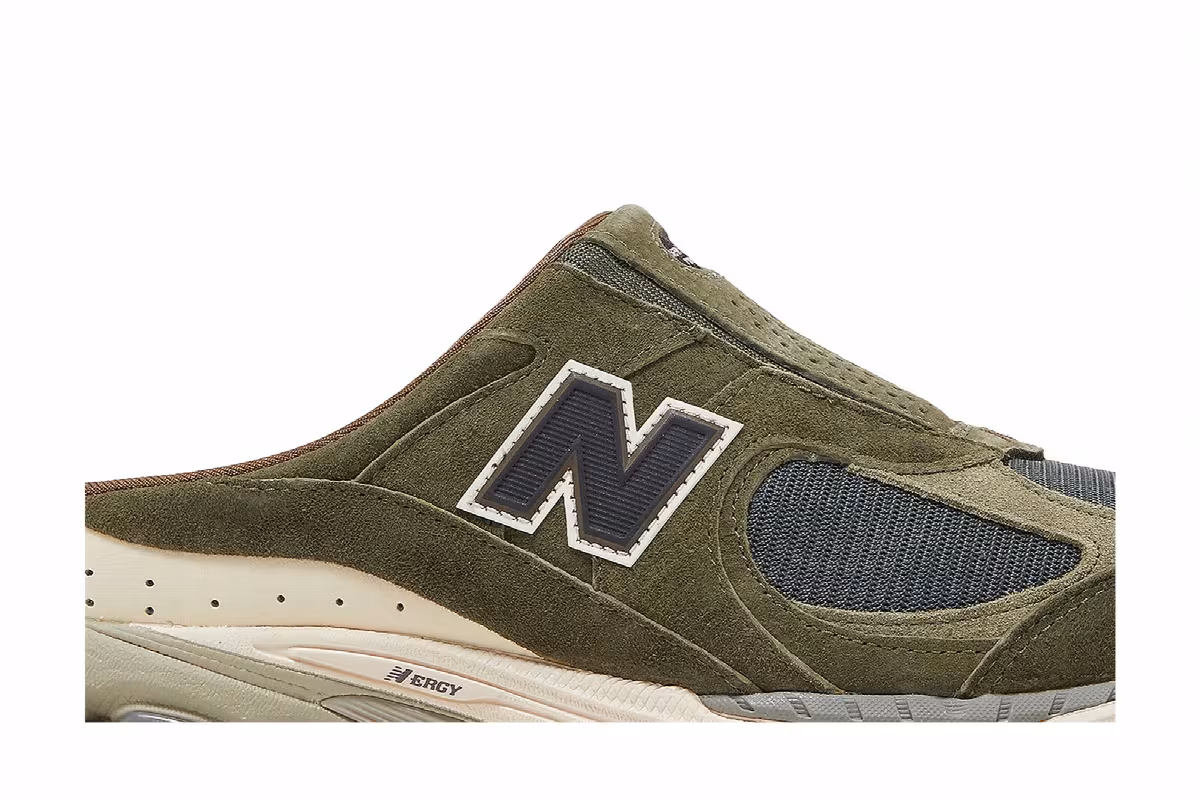 Sneakersnstuff x New Balance 2002R Mule Goods for Home, view 3