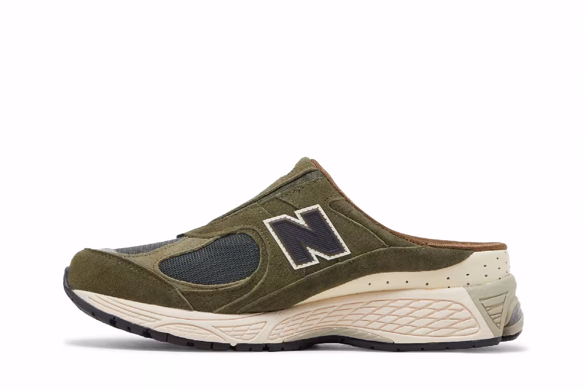 Sneakersnstuff x New Balance 2002R Mule Goods for Home, view 4
