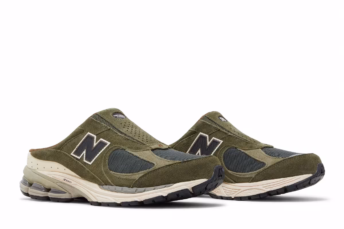 Sneakersnstuff x New Balance 2002R Mule Goods for Home, view 9