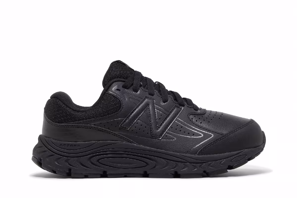 New Balance 840v3 4E Wide Black, view 2