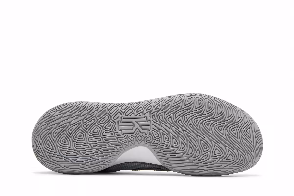 Nike Kyrie Flytrap 4 Wolf Grey White, view 5
