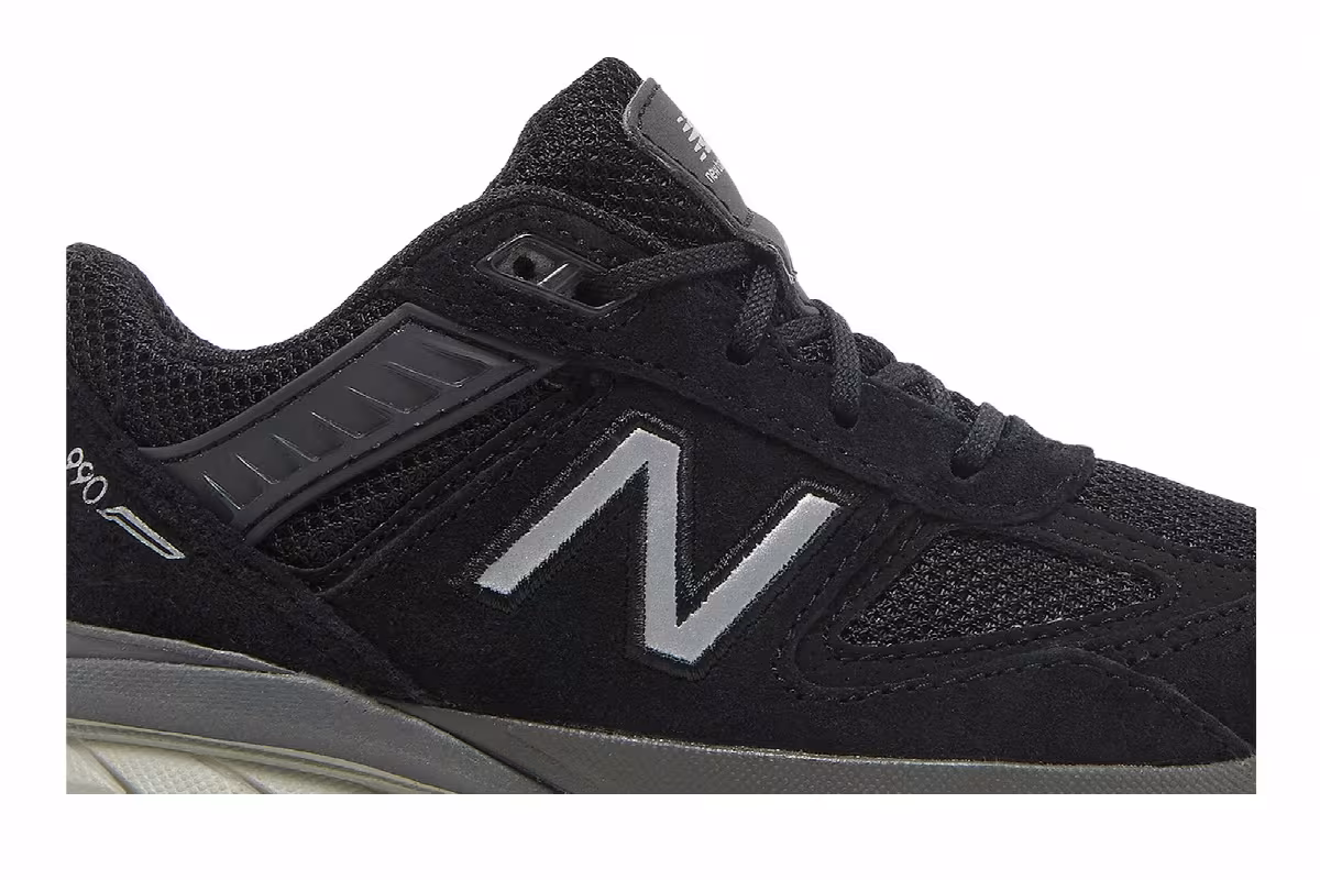 New Balance 990v5 Toddler Black, view 3