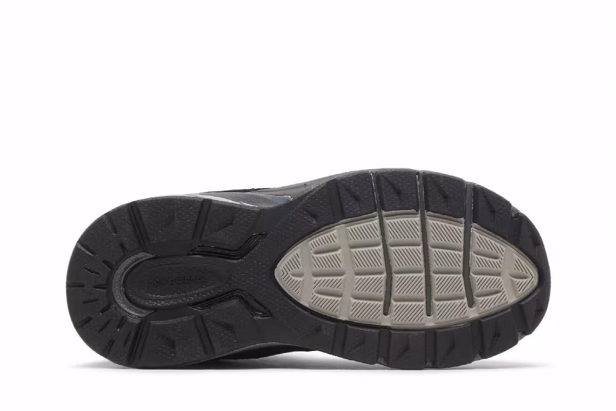 New Balance 990v5 Toddler Black, view 5