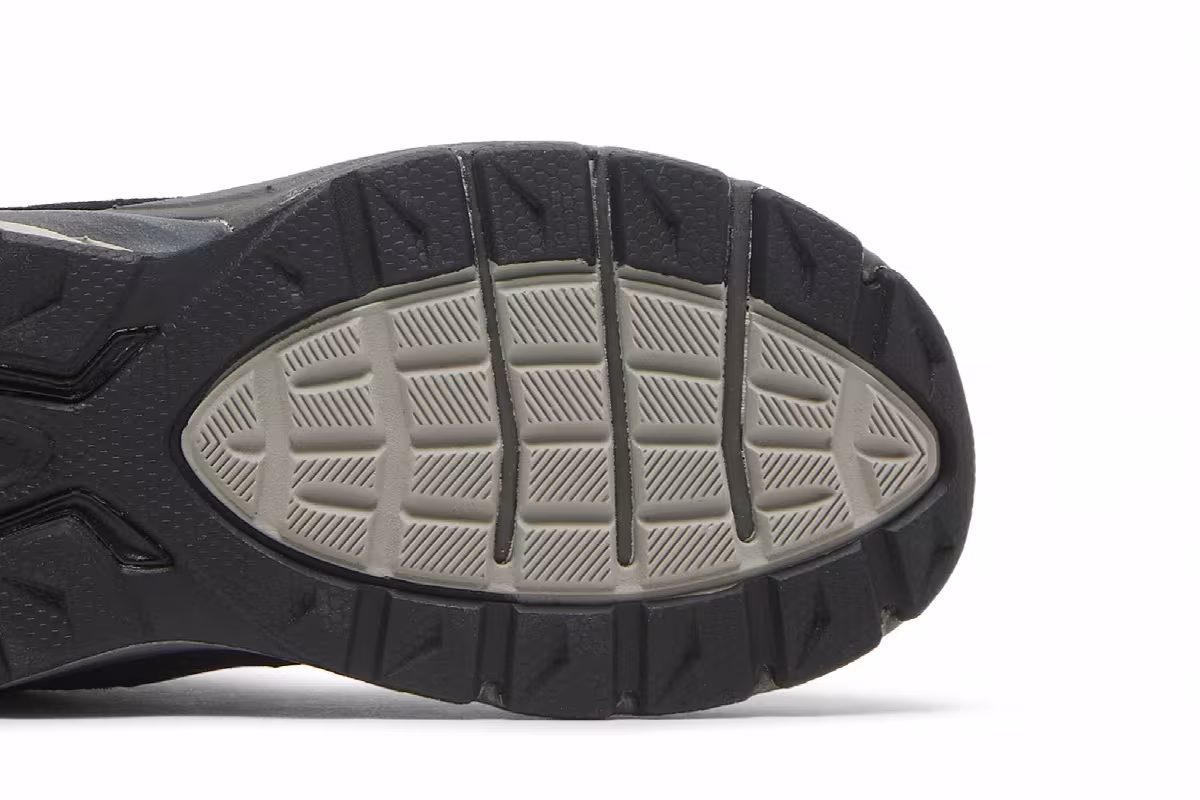 New Balance 990v5 Toddler Black, view 6