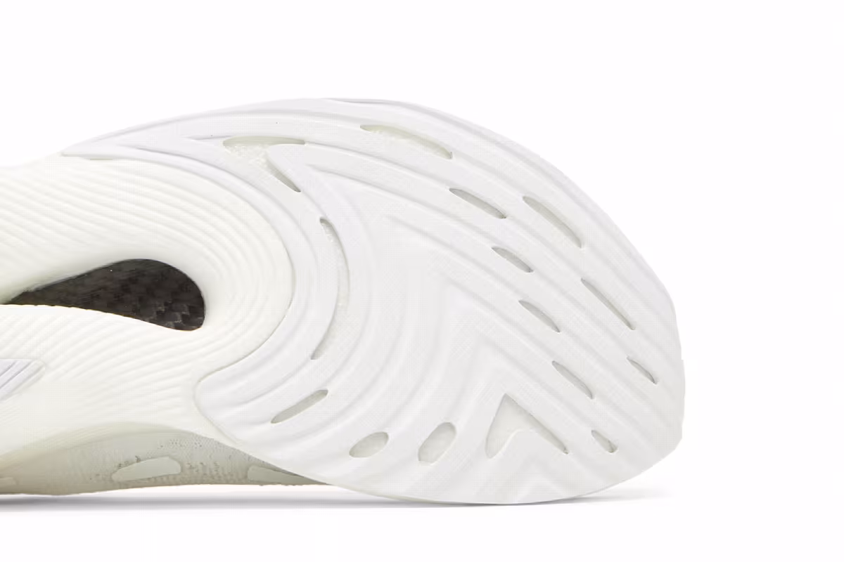District Vision x New Balance FuelCell RC Elite v2 White, view 6